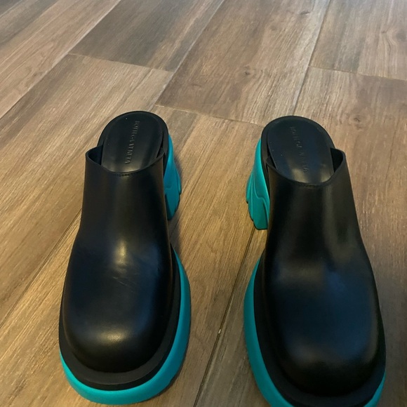 NWT! Bottega Veneta Flash Pumps - Black/Neptune - Women’s Size 40.5 - Picture 3 of 5